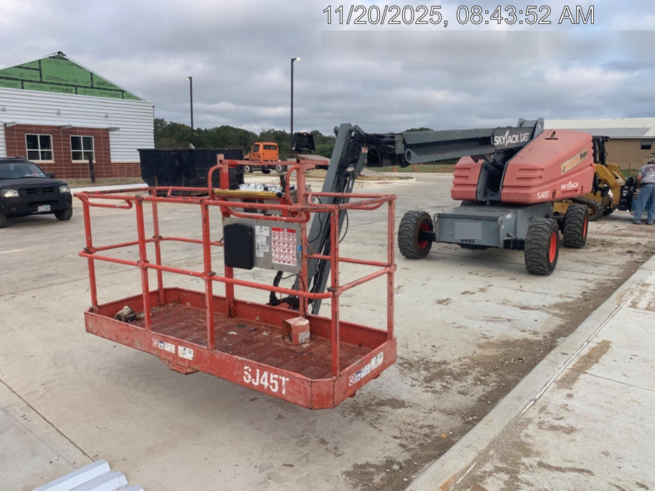 2017 SKYJACK SJ45T+