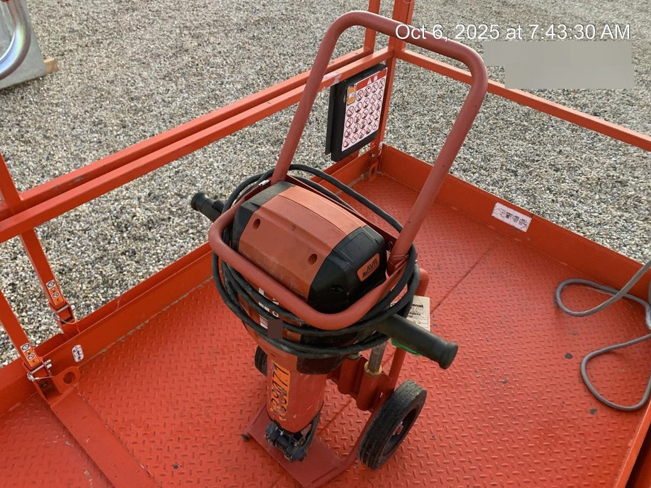 2021 HILTI TE 3000-AVR