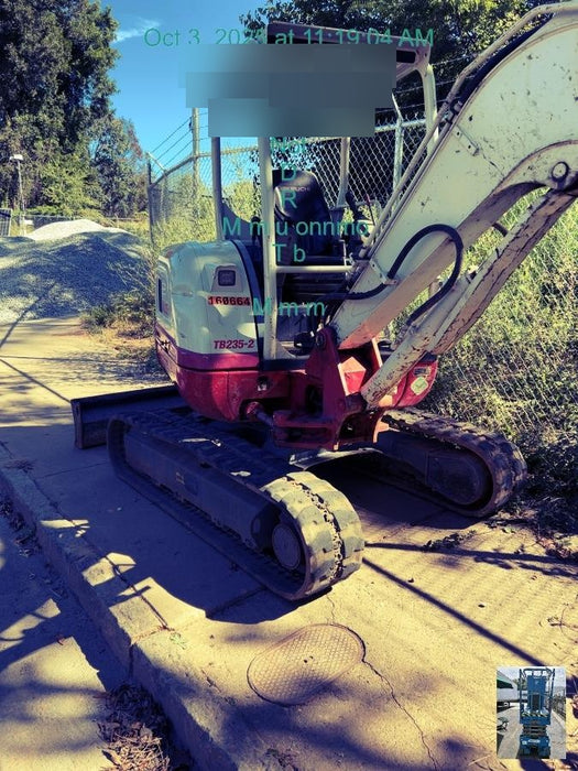2021 TAKEUCHI TB235-2R
