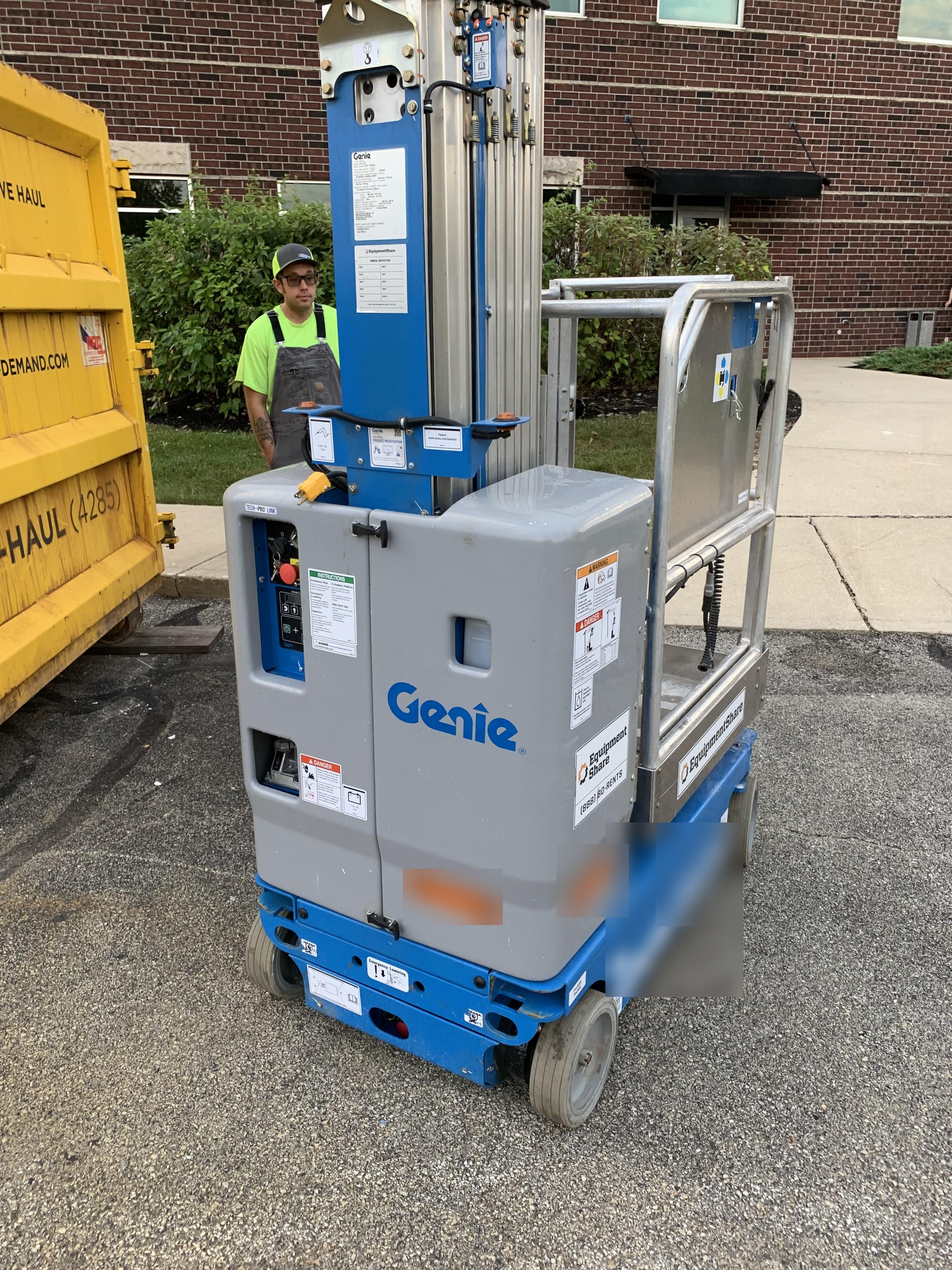 2019 GENIE GR-20