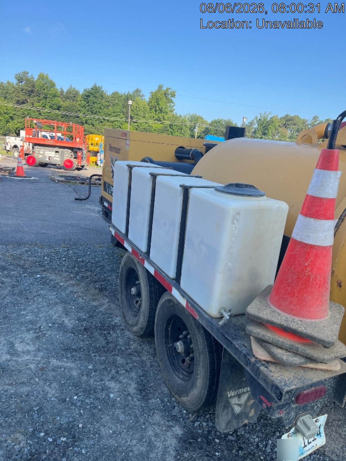 2021 Vac-Tron LP573XDT T4 Koehler Diesel Engine, 500 Gallon Debris Tank, x2 100 Gallon Water Tanks
