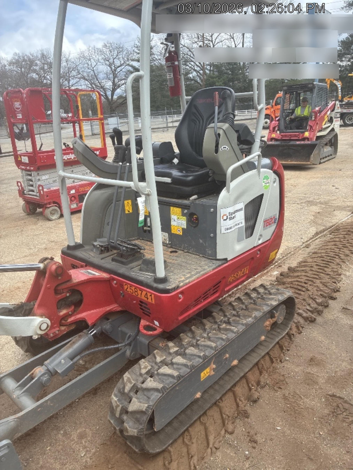 2022 TAKEUCHI TB20e
