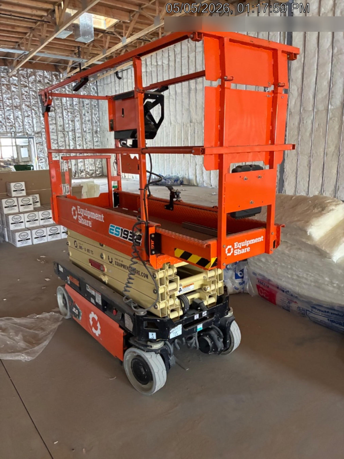 2022 JLG ES1932