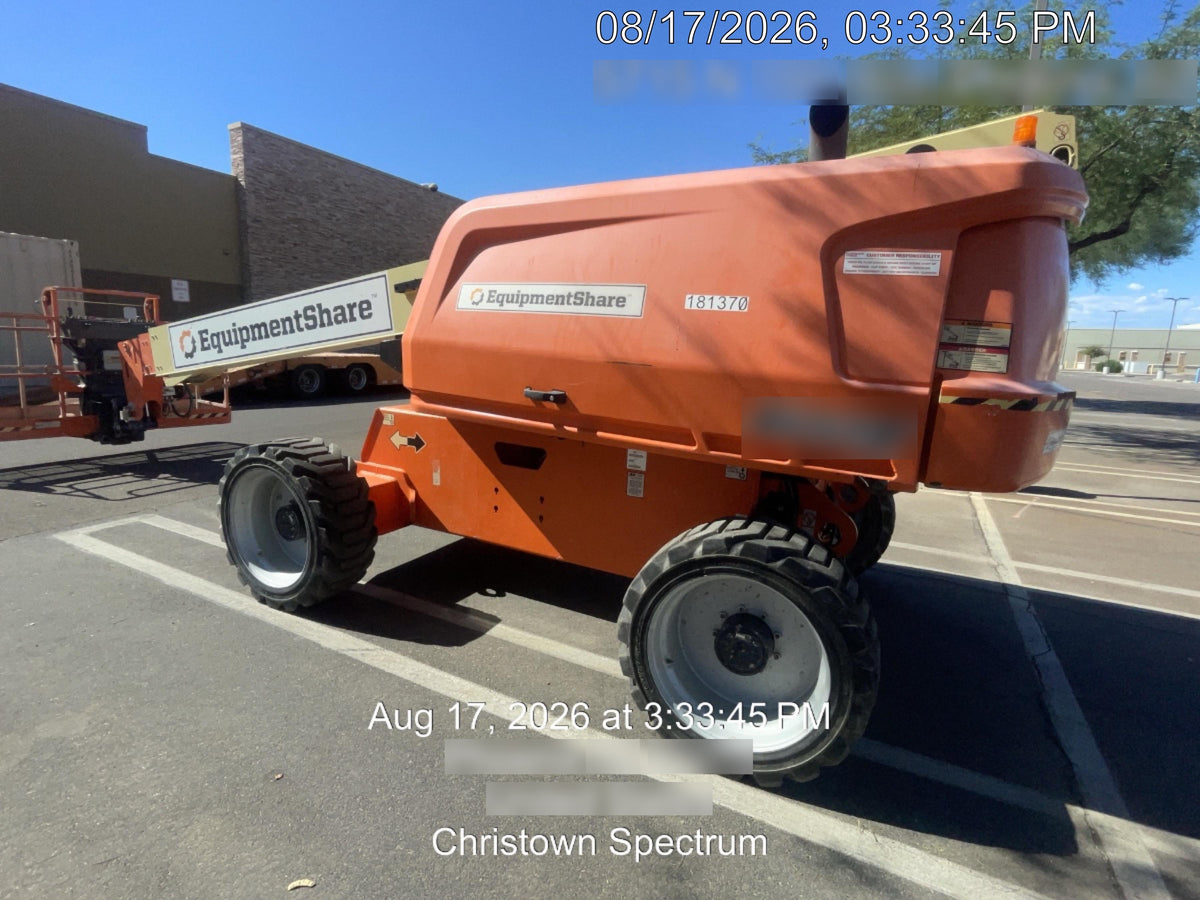 2021 JLG 600S