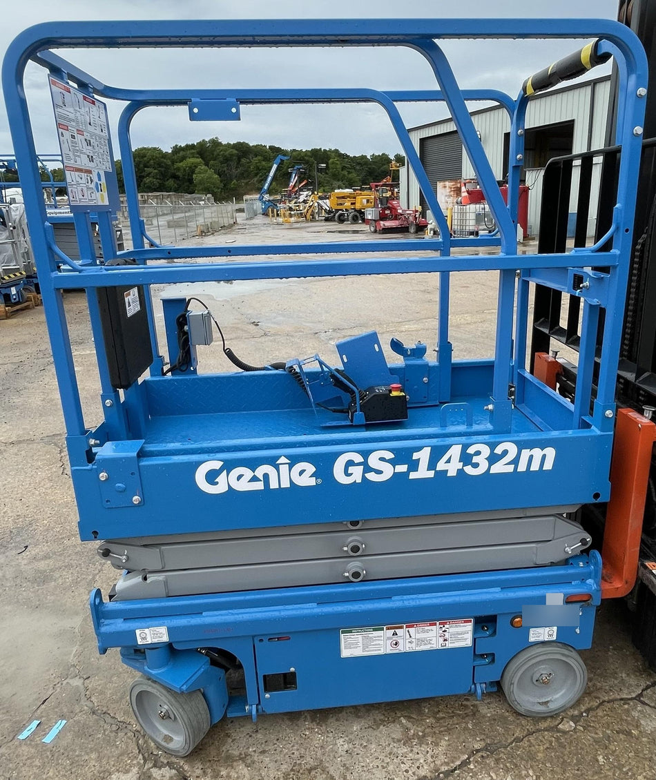 2023 GENIE GS-1432