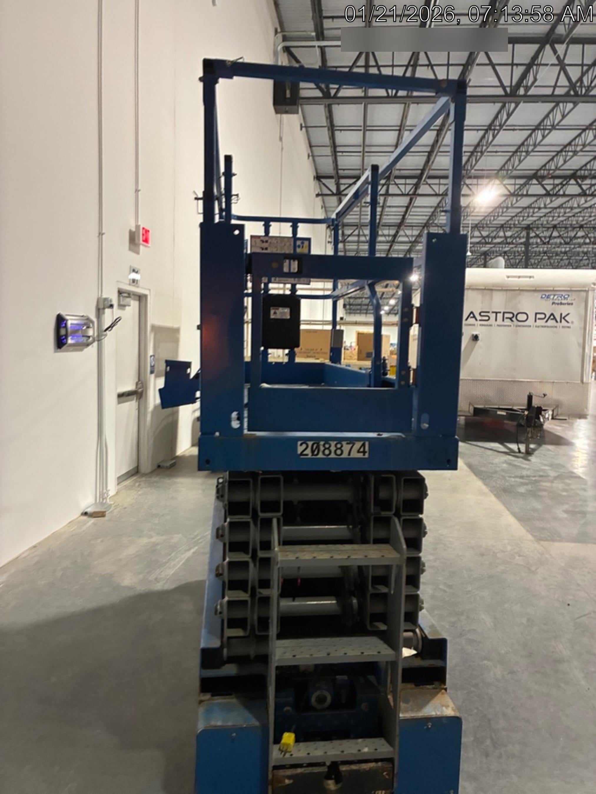 2022 GENIE GS-3232