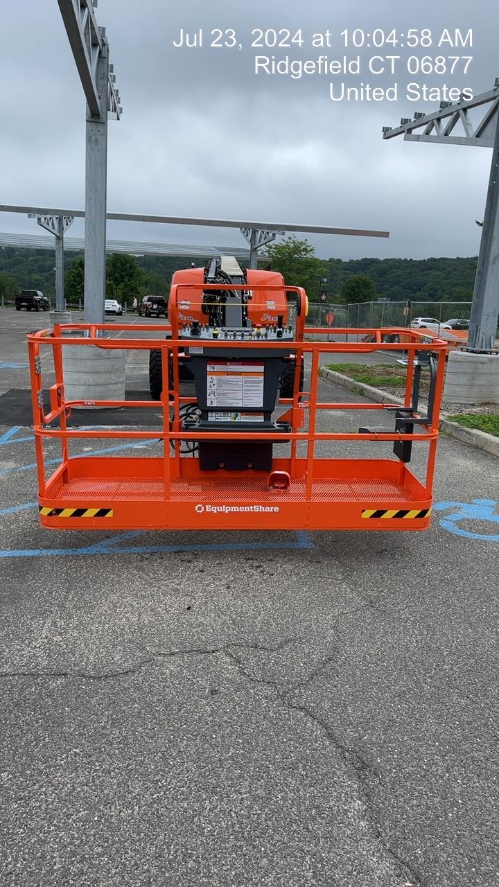 2024 JLG 660SJ