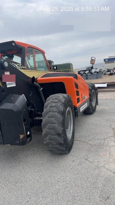 2021 JLG 1732