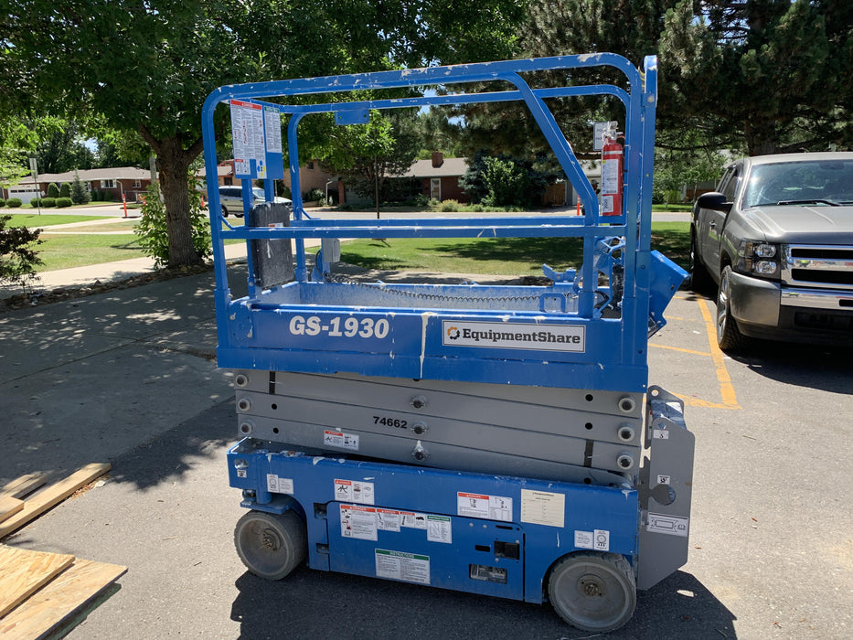 2020 Genie GS-1930 Fixed rails with chain entry gate - Pre A92.20