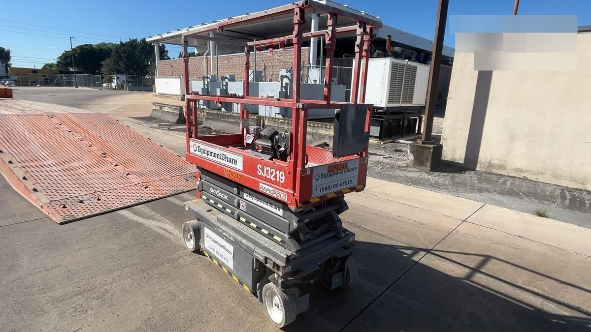 2022 SKYJACK SJ3219
