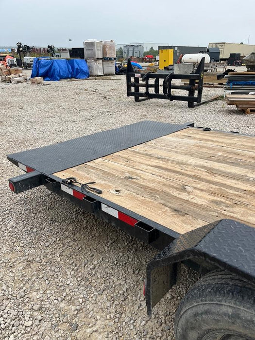 2024 PJ TRAILERS TH202