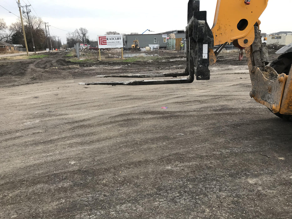 2019 JCB 510-56 74 HP w/CAB/HVAC, Beacon, Worklights, Aux Hydraulics, Solid Tires 72" Carriage/60" Forks