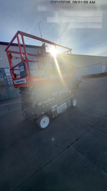 2022 SKYJACK SJ4740