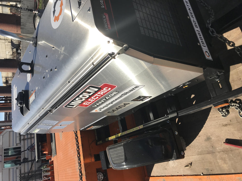 2019 Lincoln Electric Vantage 322 Welder Ready-Pak 3, Two wheel trailer, Fender and Light kit, Cable Rack