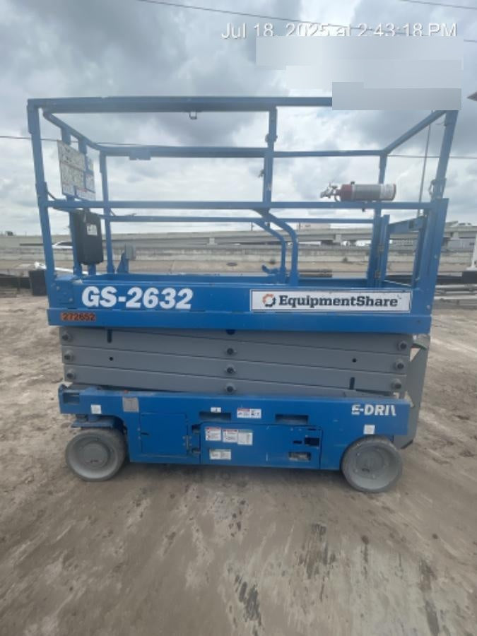 2022 GENIE GS-2632