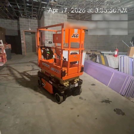 2021 JLG ES1330L