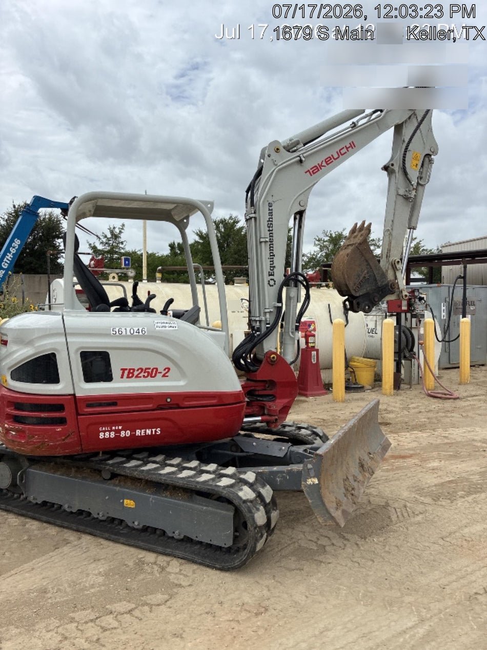 2025 TAKEUCHI TB250-2R