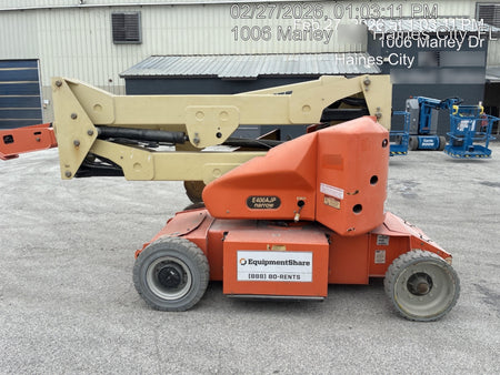 2019 JLG E400AJPN