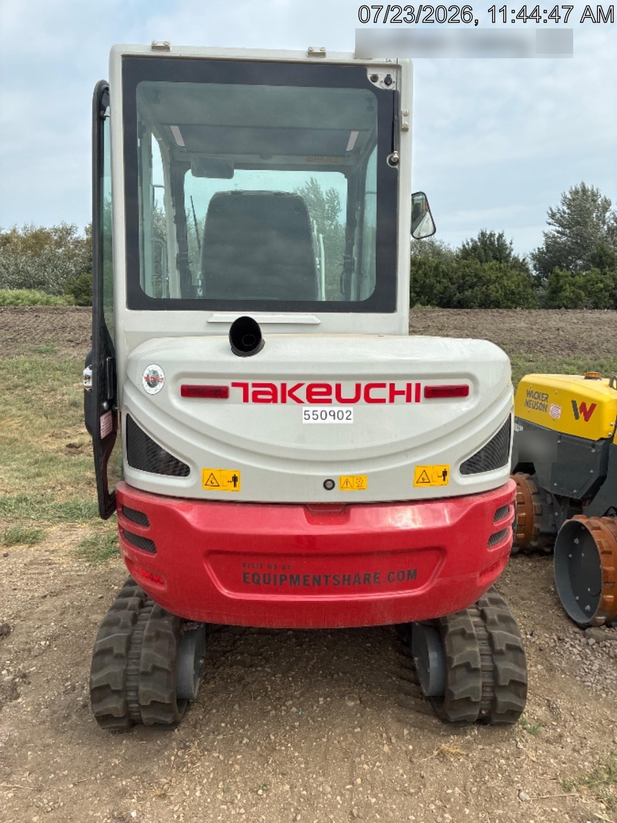 2025 TAKEUCHI TB235-2CR