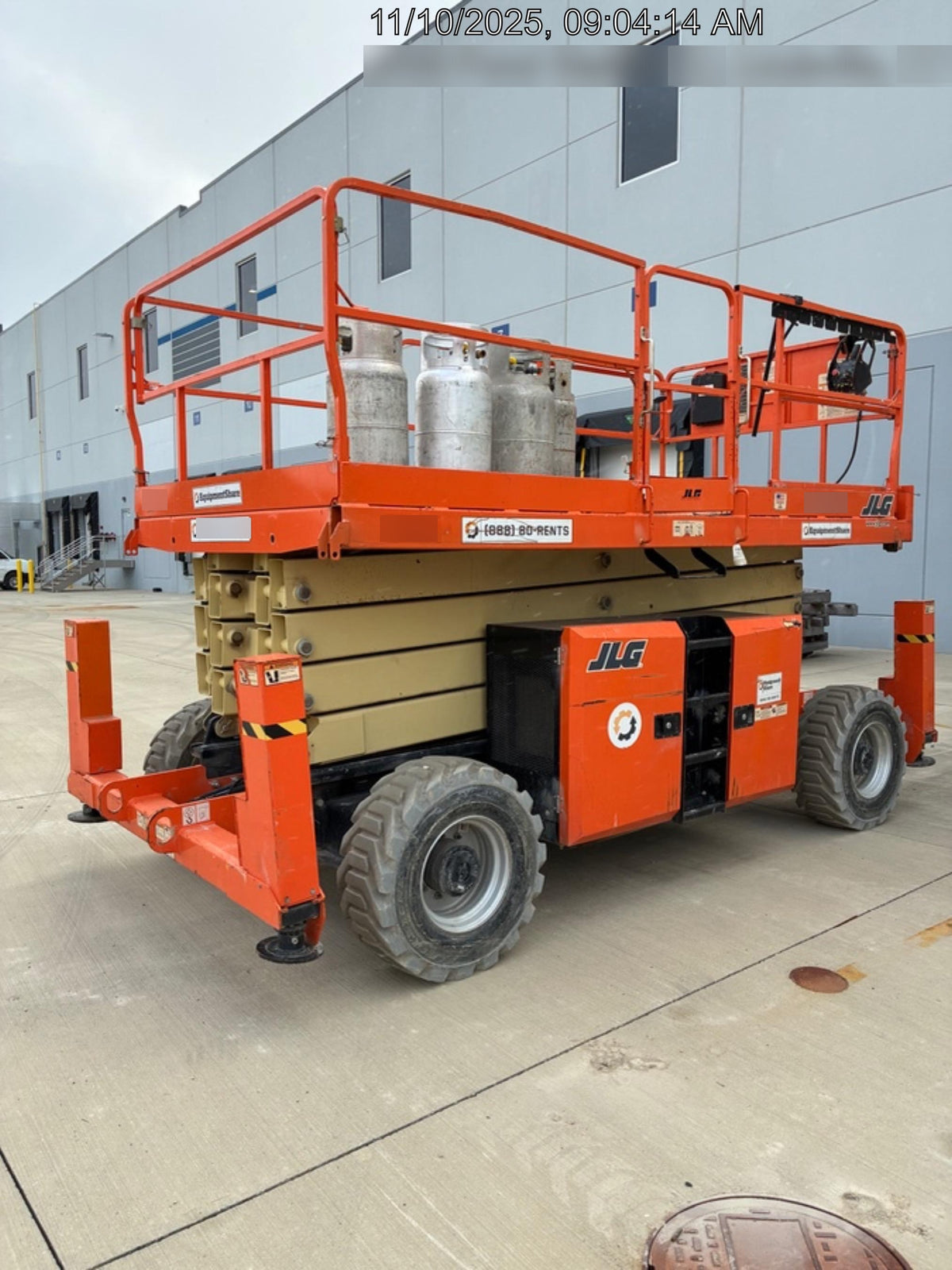 2019 JLG 430LRT