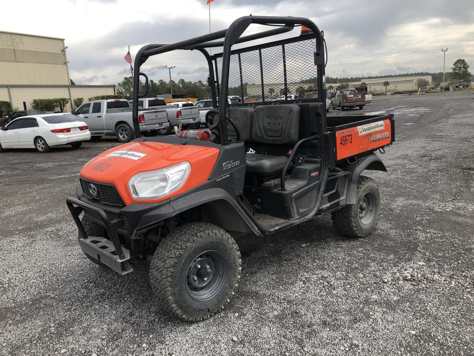 2019 Kubota RTV-X900G-H - 2 Passenger 4wd Utility Cart, LED Strobe, Windshield Tempered Glass, Plastic Canopy, Backup Alarm