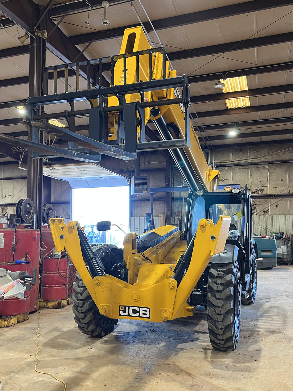 2023 JCB 510-56