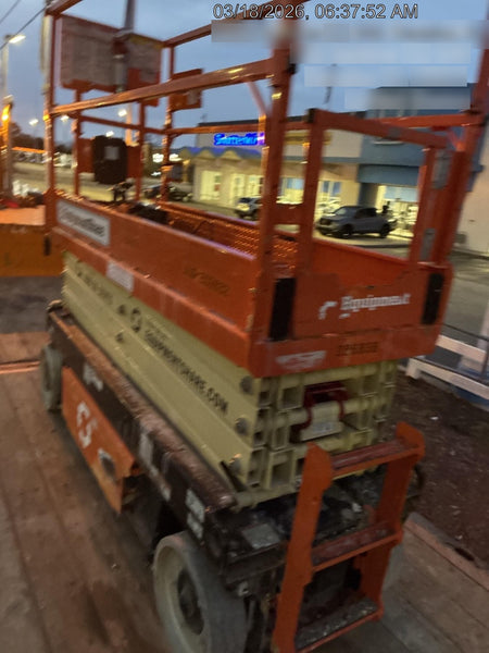2022 JLG ES2632