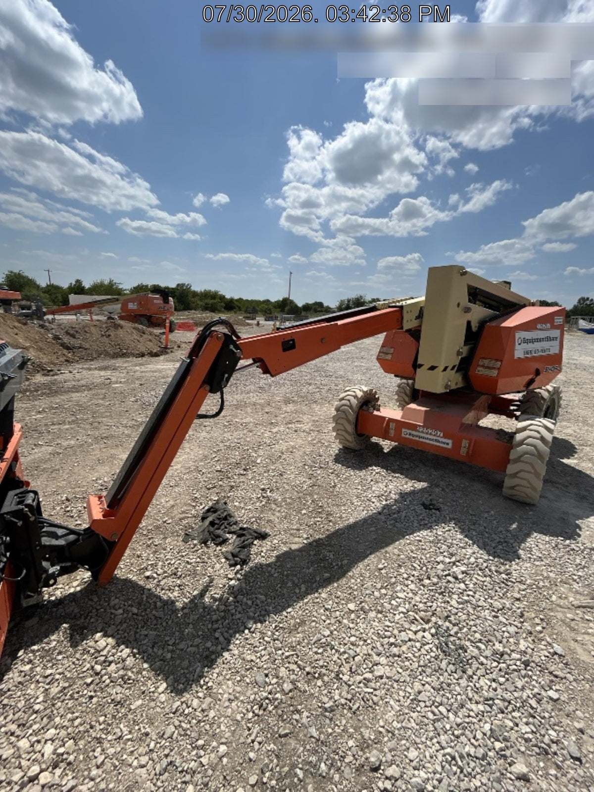 2022 JLG 340AJ