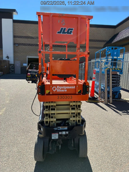 2023 JLG ES2632