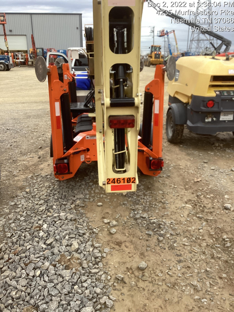 2022 JLG T350
