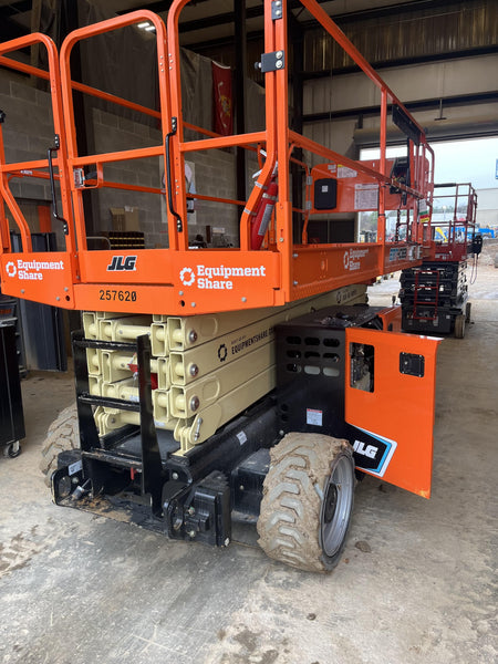 2022 JLG ERT4069