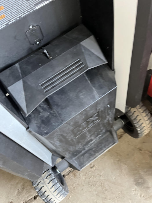 2021 MILWAUKEE MXF041-1XC