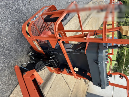 2022 JLG E300AJP