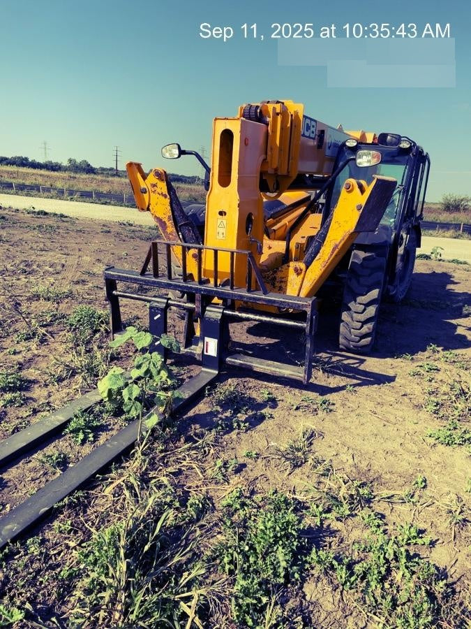 2022 JCB 512-56