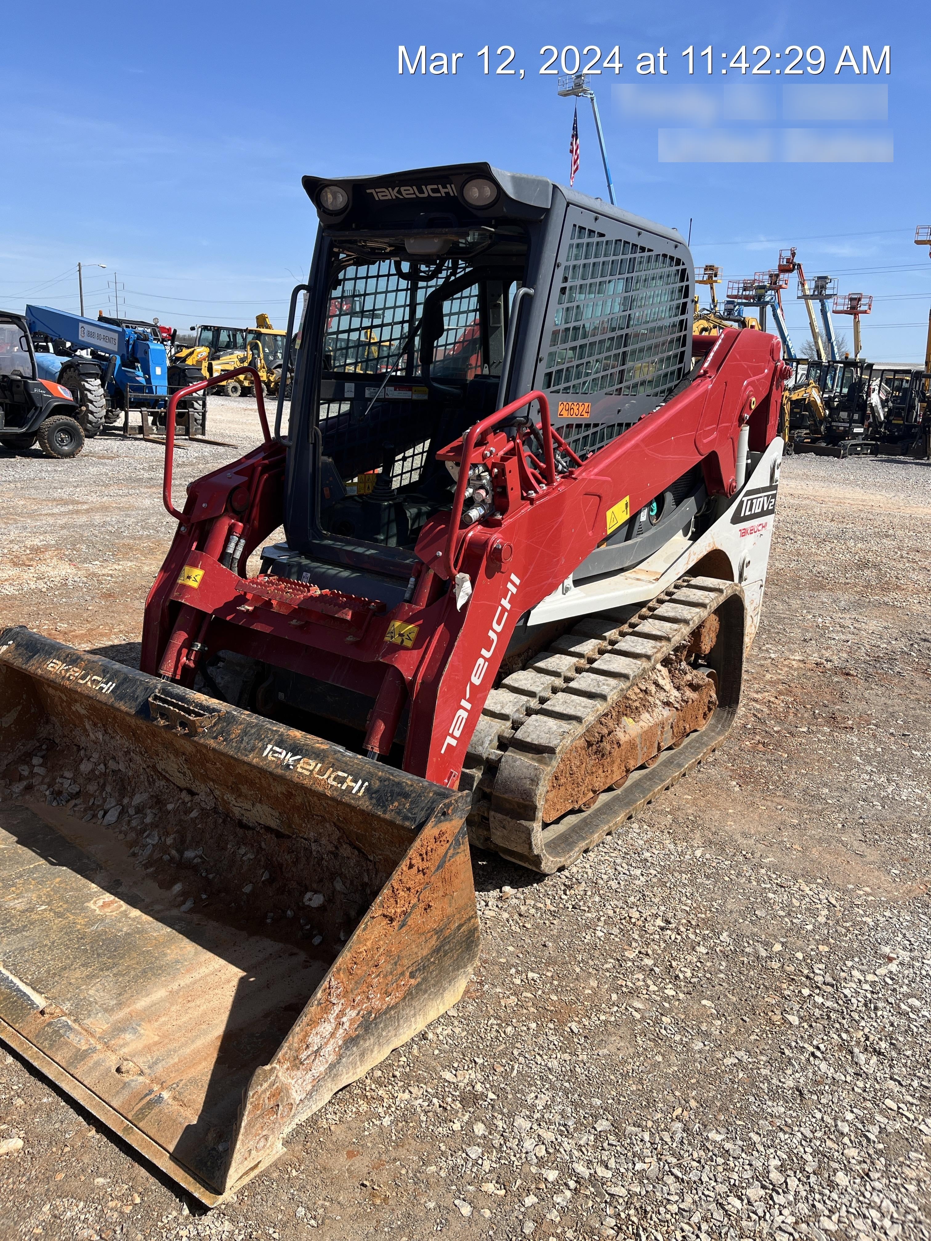 2023 TAKEUCHI TL10V2-CR