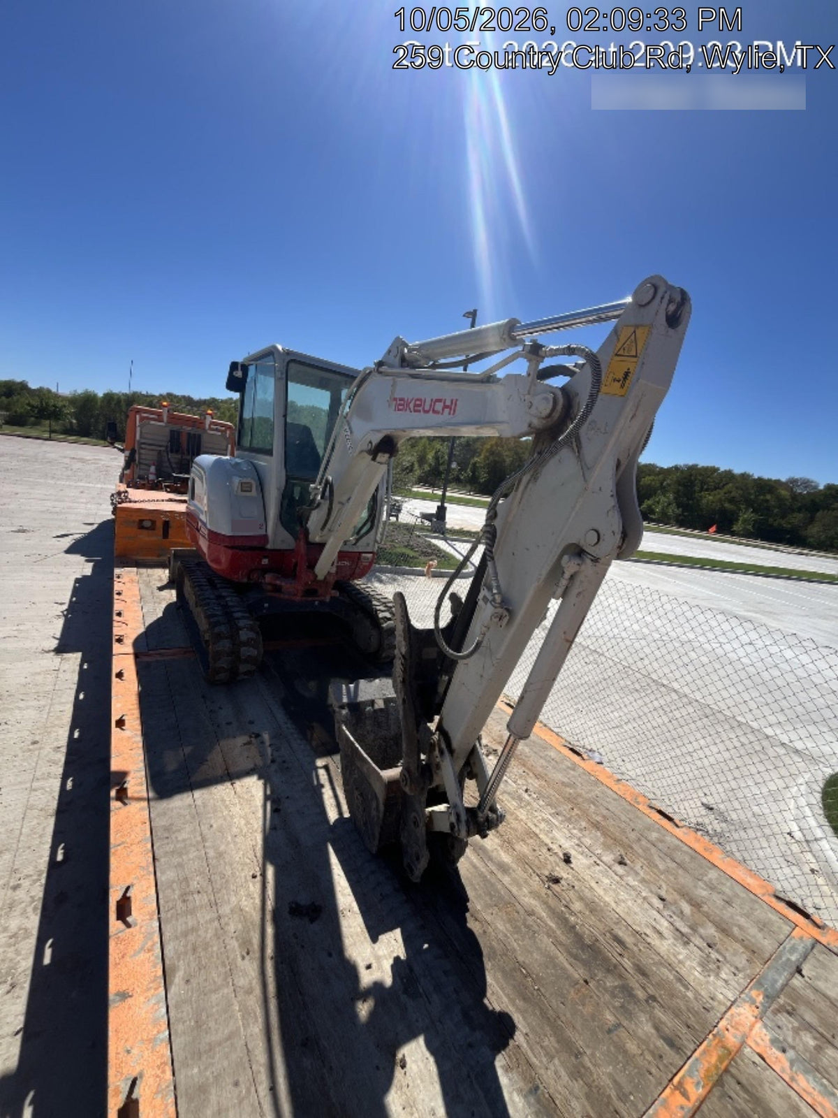2024 TAKEUCHI TB235-2CR