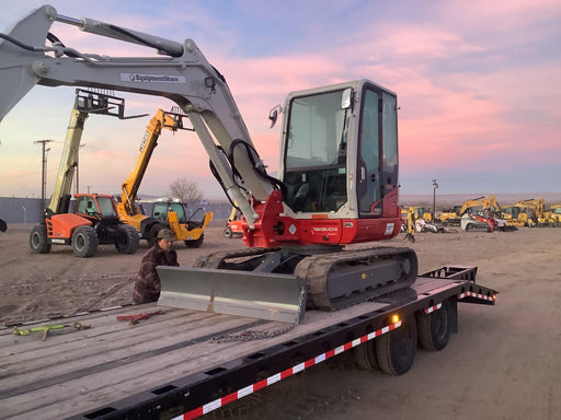 2021 TAKEUCHI TB250-2C