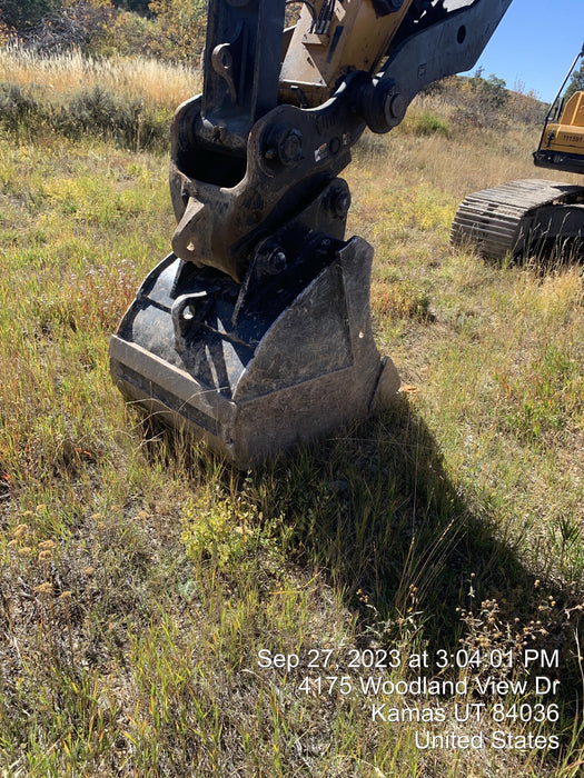 2020 DOOSAN 36" HD Bucket Doosan