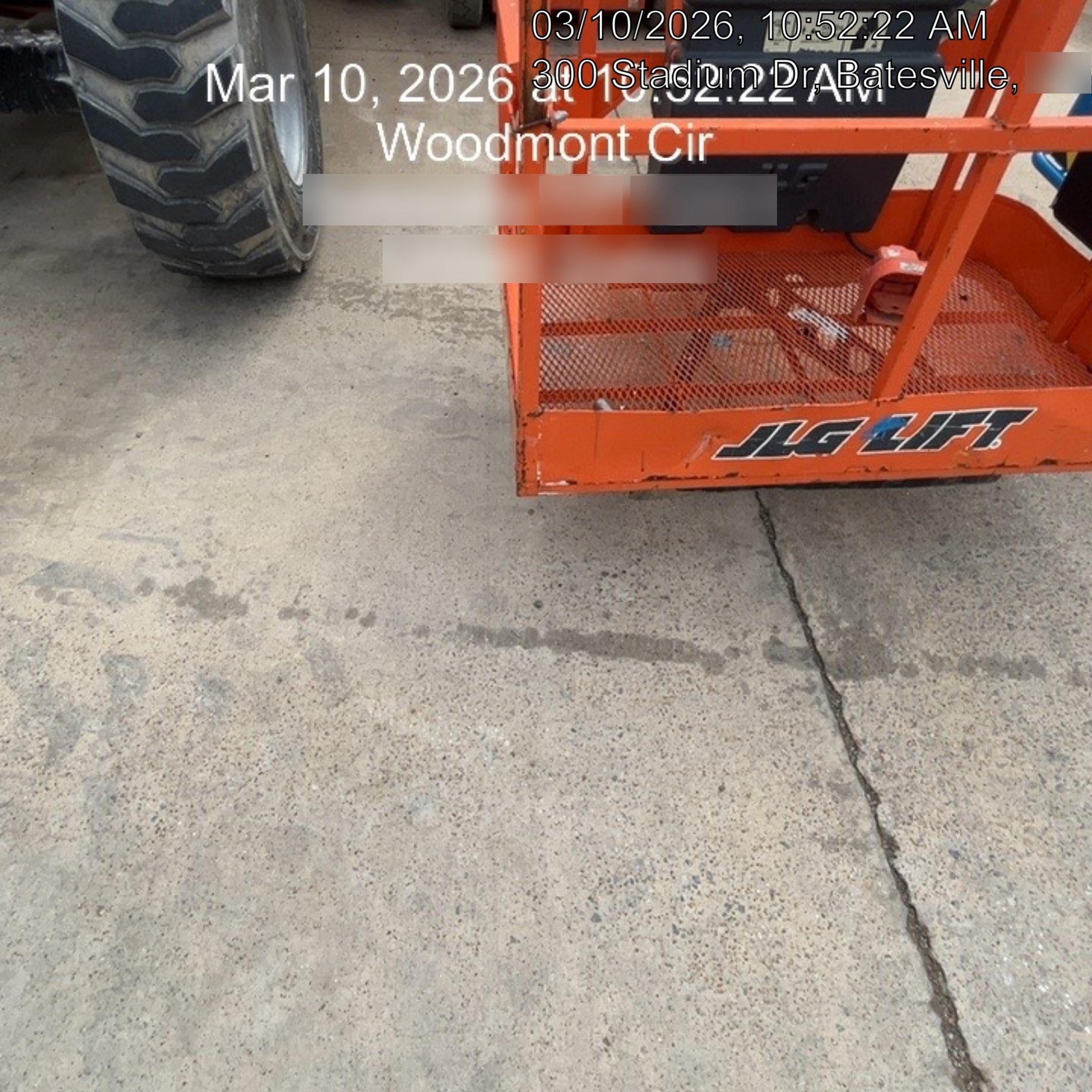 2019 JLG E300AJP