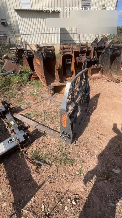 2022 PALADIN 48" Pallet Forks - Paladin