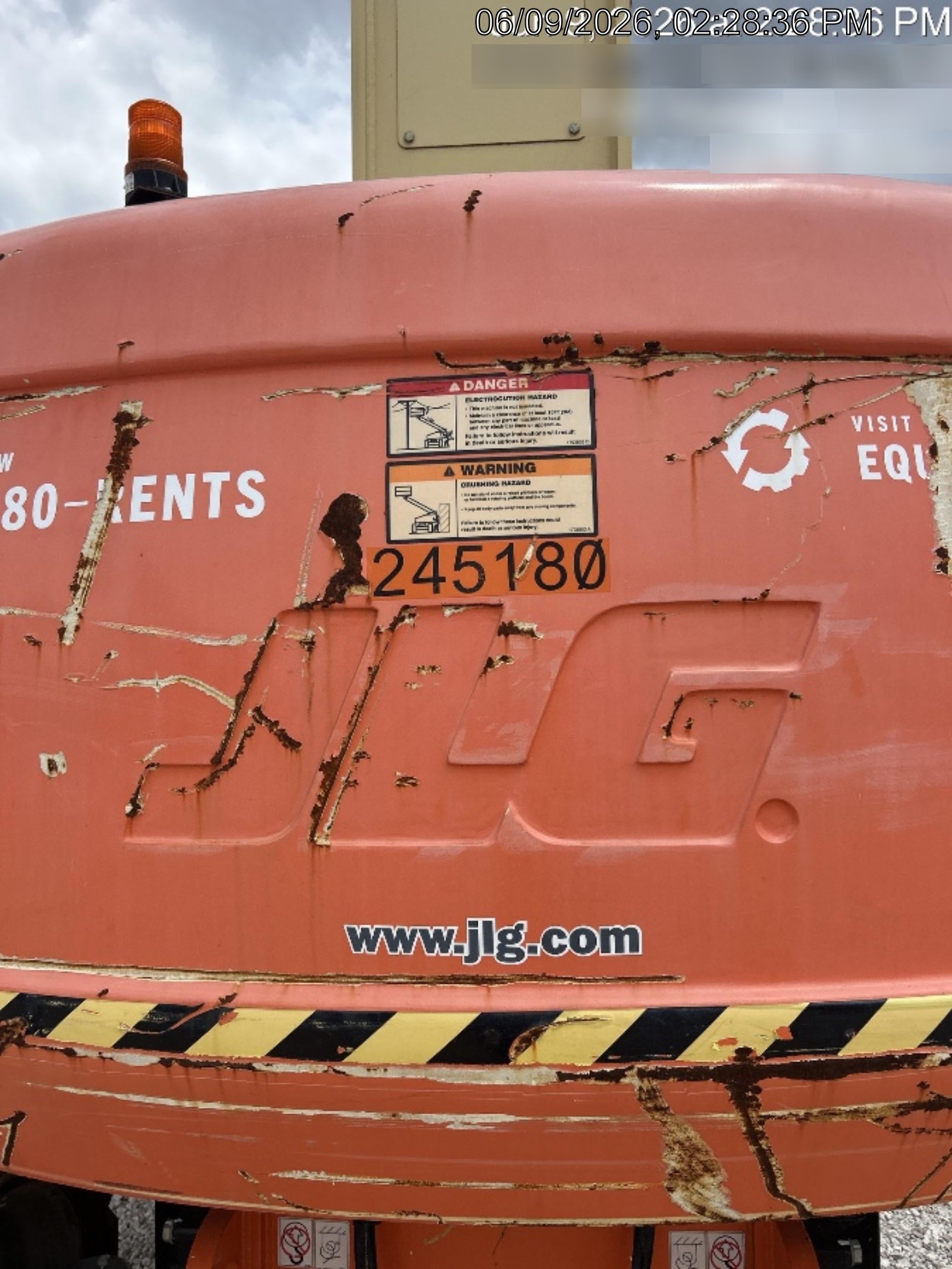 2022 JLG 860SJ