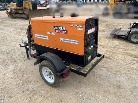 2021 Lincoln Electric Vantage 322 Vantage 322 Ready Pak 3 w/ Decals, ORANGE (includes trailer, cable rack, fender light kit) NO Telematics