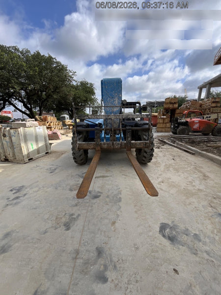 2018 Genie GTH-844 Genie GTH-844D w/Open ROPS, Solid Tires, Work Light/Beacon, 60" Carriage and Forks