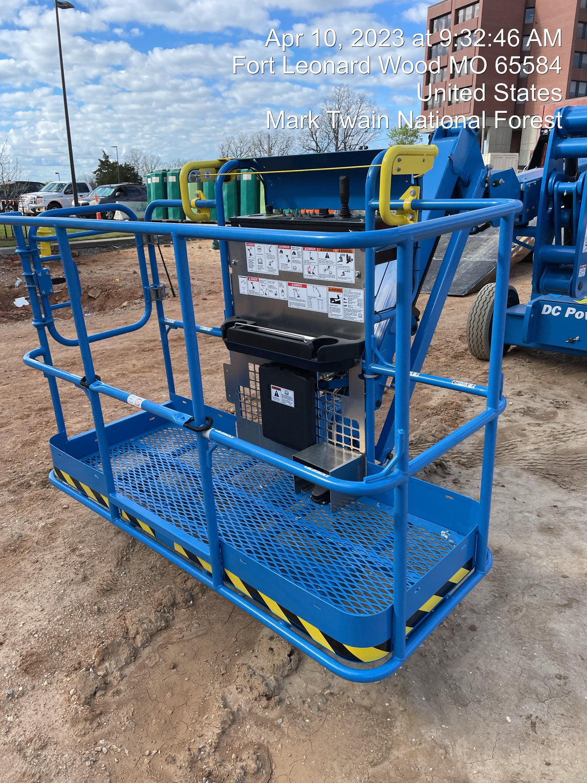 2023 GENIE Z-45/25J DC