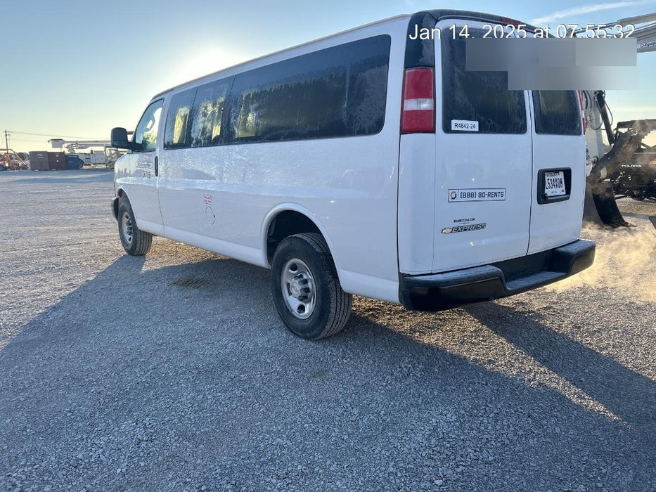 2023 CHEVROLET Express Van - Rental