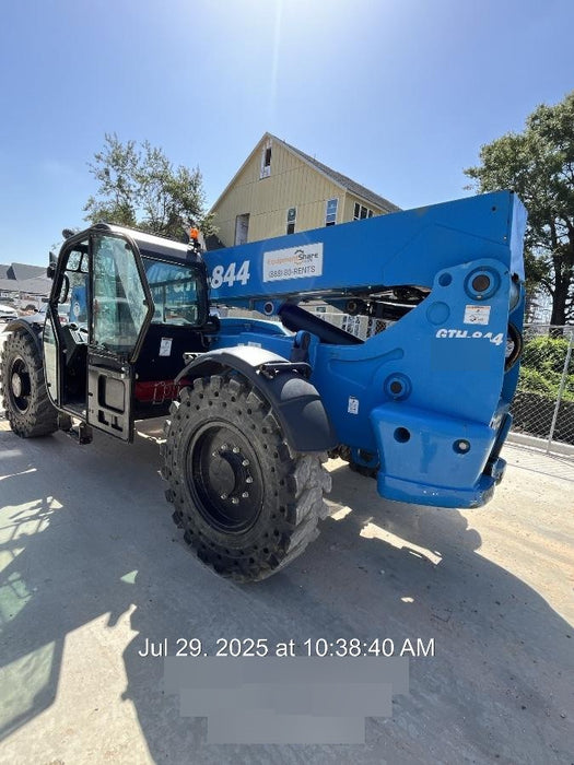 2019 Genie GTH-844 Genie GTH-844 w/Enclosed Cab w/HVAC, Work Lights, Solid Tires, Beacon, 60" Carriage and Forks