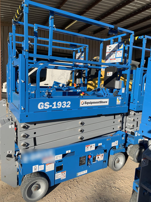 2021 GENIE GS-1932