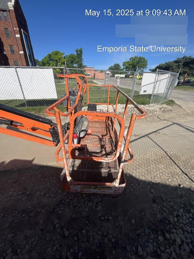 2021 JLG 660SJ