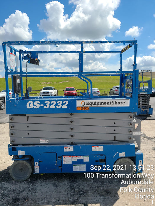 2020 Genie GS-3232 Standard, Folding half height swing gate