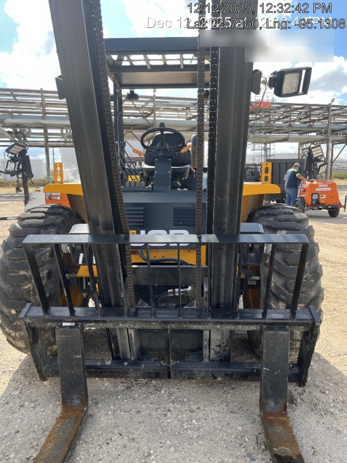 2025 JCB 930-4